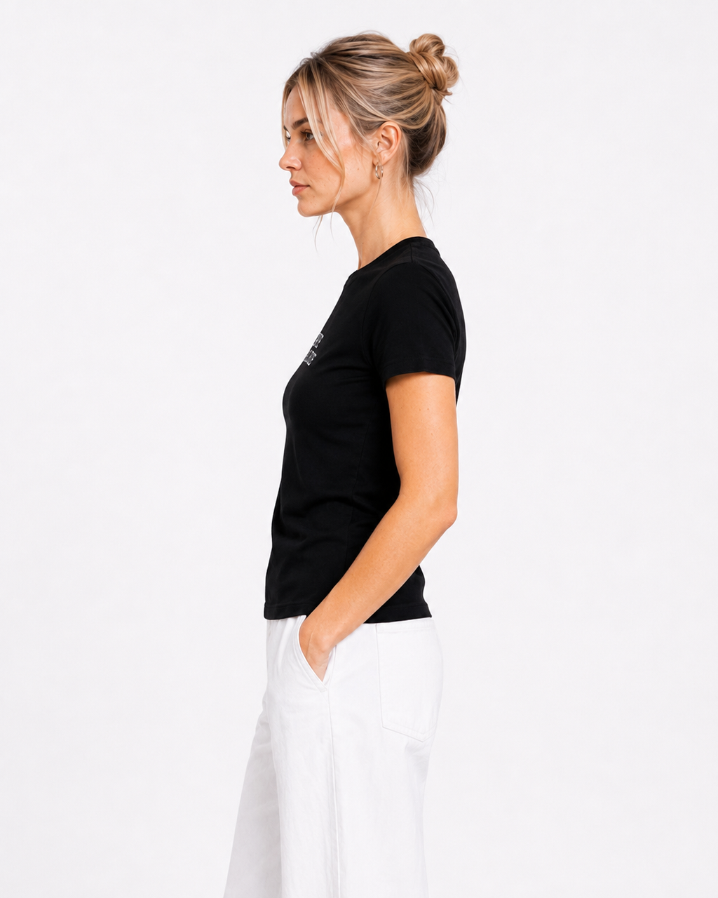 Essential Standard Shoulder T-Shirt