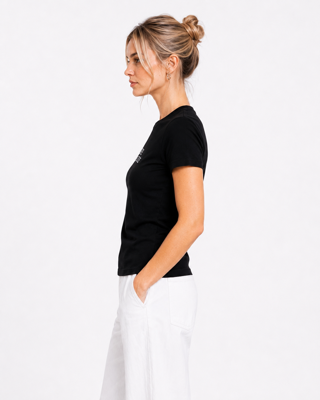 Essential Standard Shoulder T-Shirt